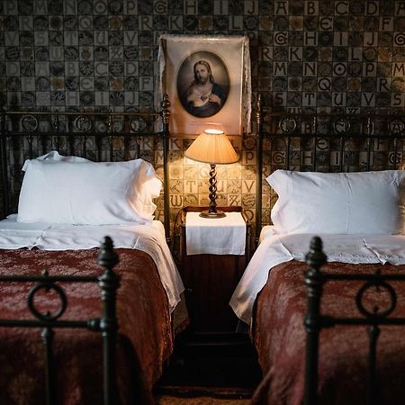 St Benedict - Victorian Bed And Breakfast Hastings Kültér fotó